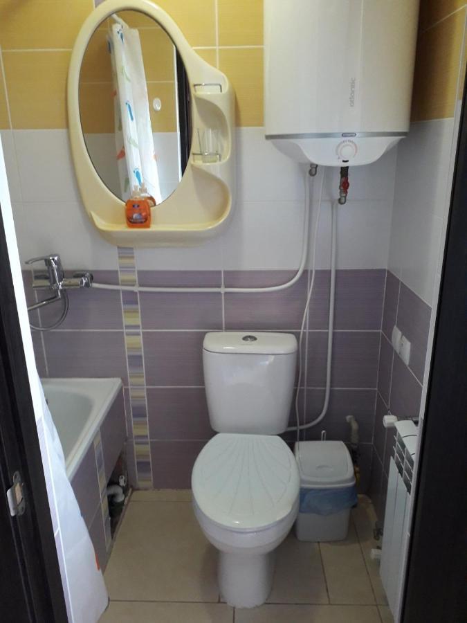 Appartement Apartament On Levanevskogo 2 à Kamianets-Podilsky Extérieur photo