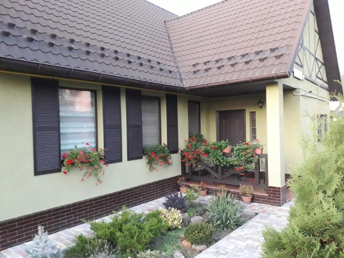 Appartement Apartament On Levanevskogo 2 à Kamianets-Podilsky Extérieur photo